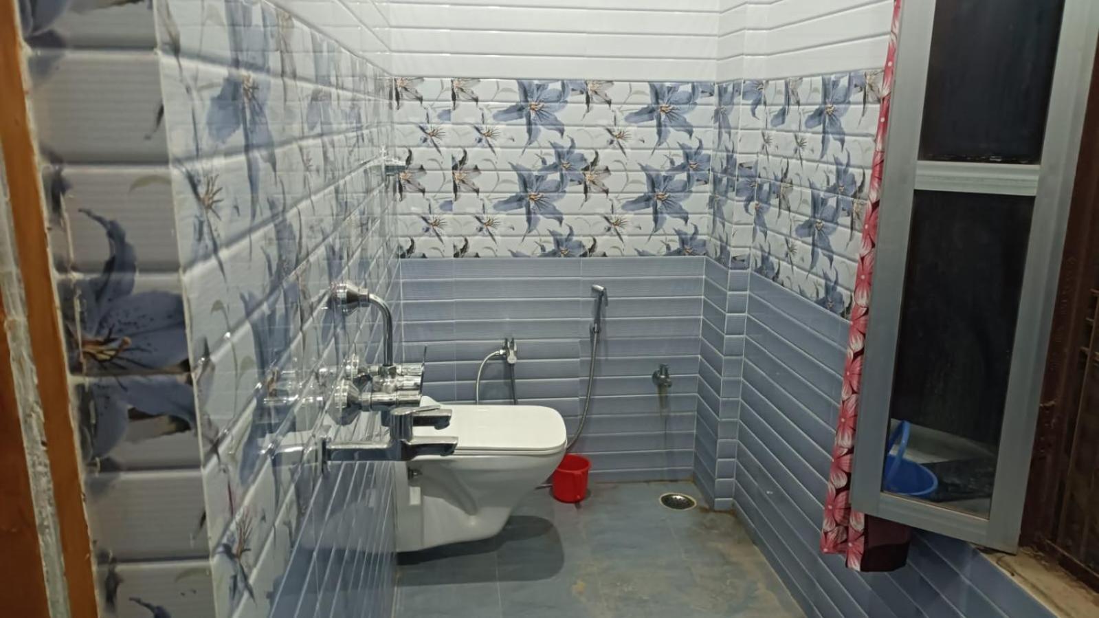 Shree Ayodhya Dham Guest House 300 Meter From Sri Ram Temple Free Pick Up , Drop , Breakfast & Wifi Luaran gambar